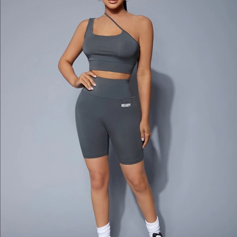 Two piece set